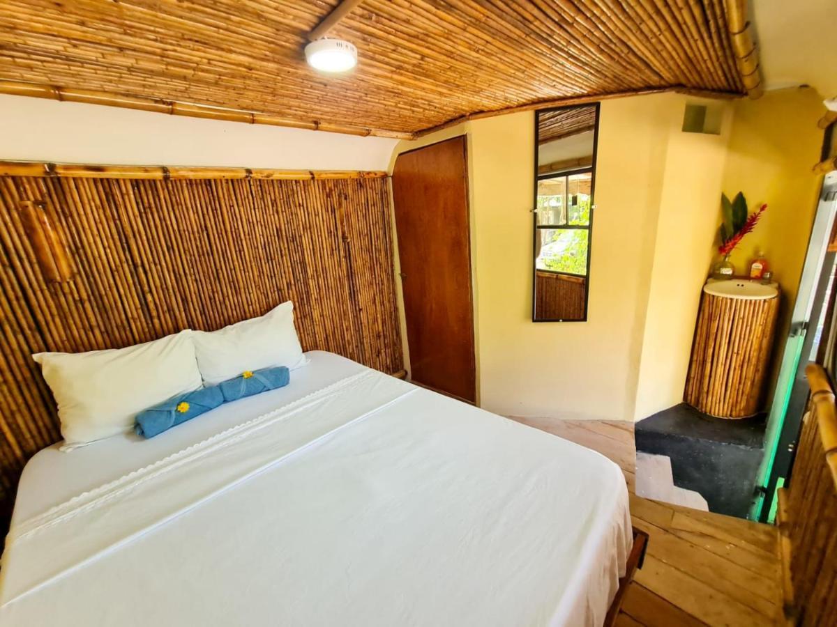 Hospedaje Combi Dream Bird Apartment Playas del Coco Ngoại thất bức ảnh