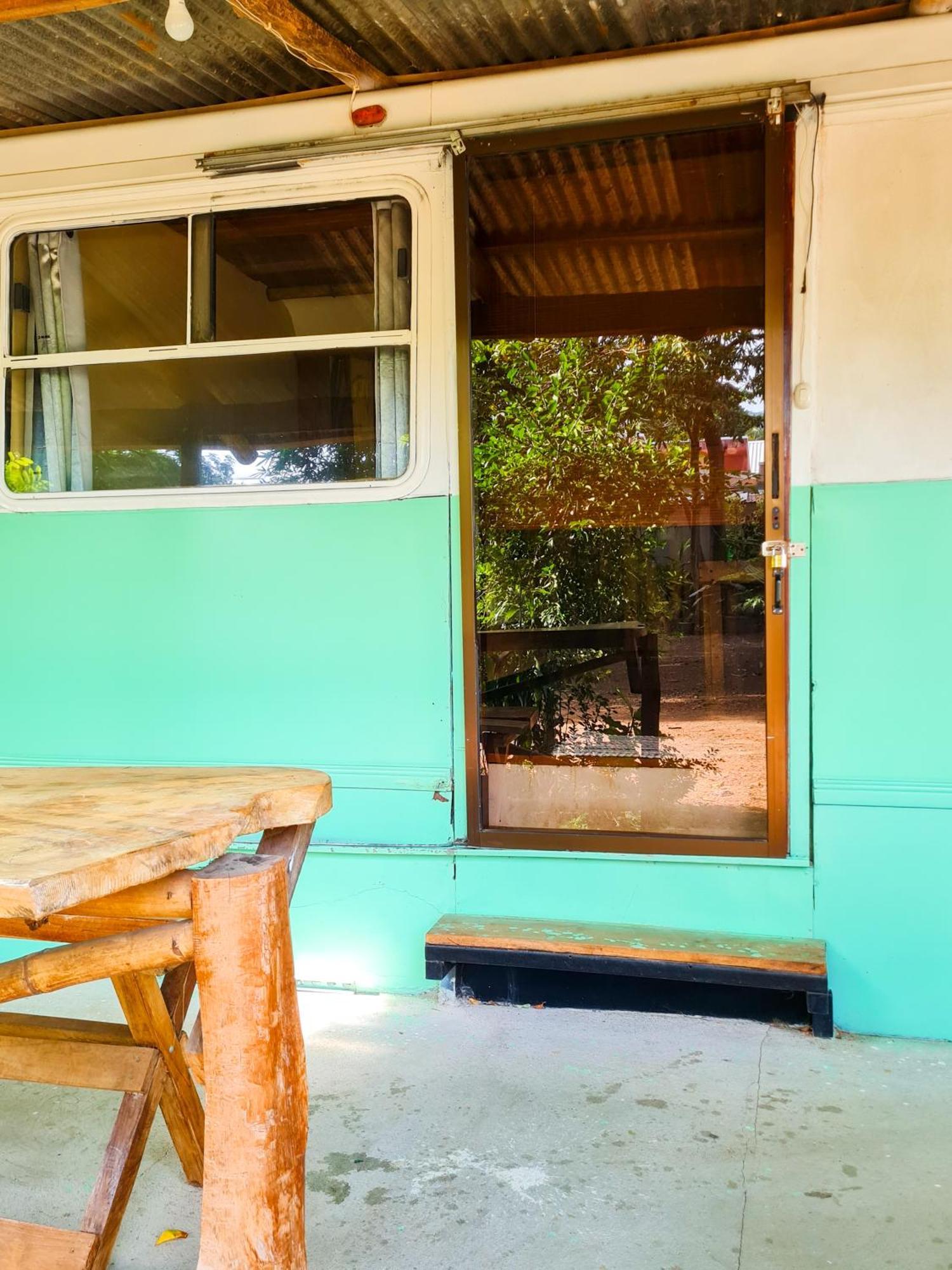 Hospedaje Combi Dream Bird Apartment Playas del Coco Ngoại thất bức ảnh
