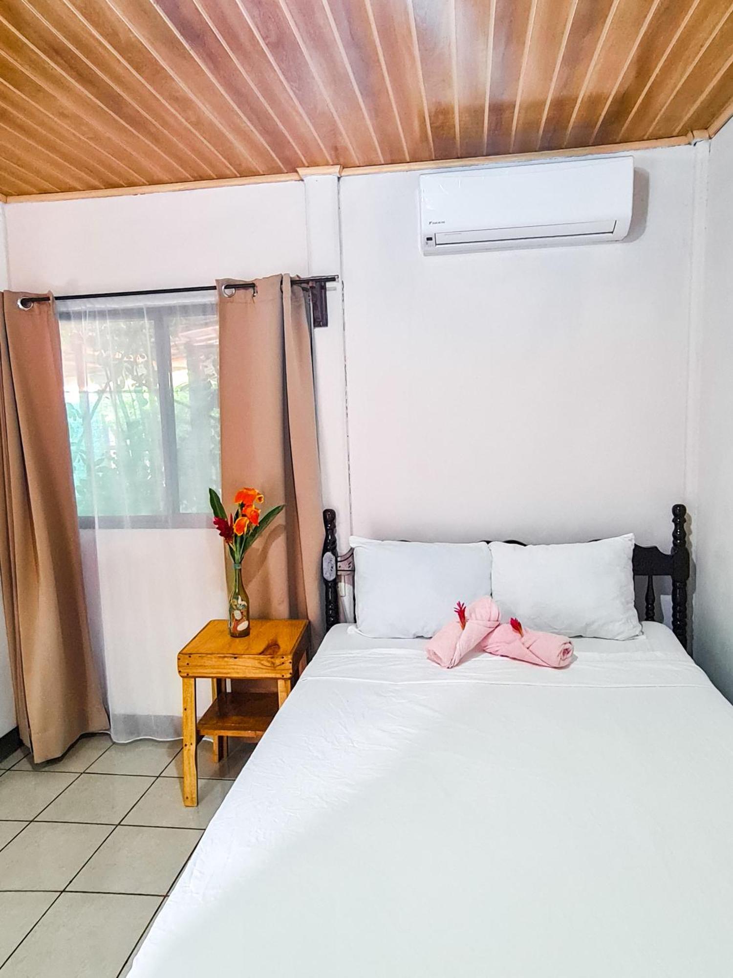 Hospedaje Combi Dream Bird Apartment Playas del Coco Ngoại thất bức ảnh