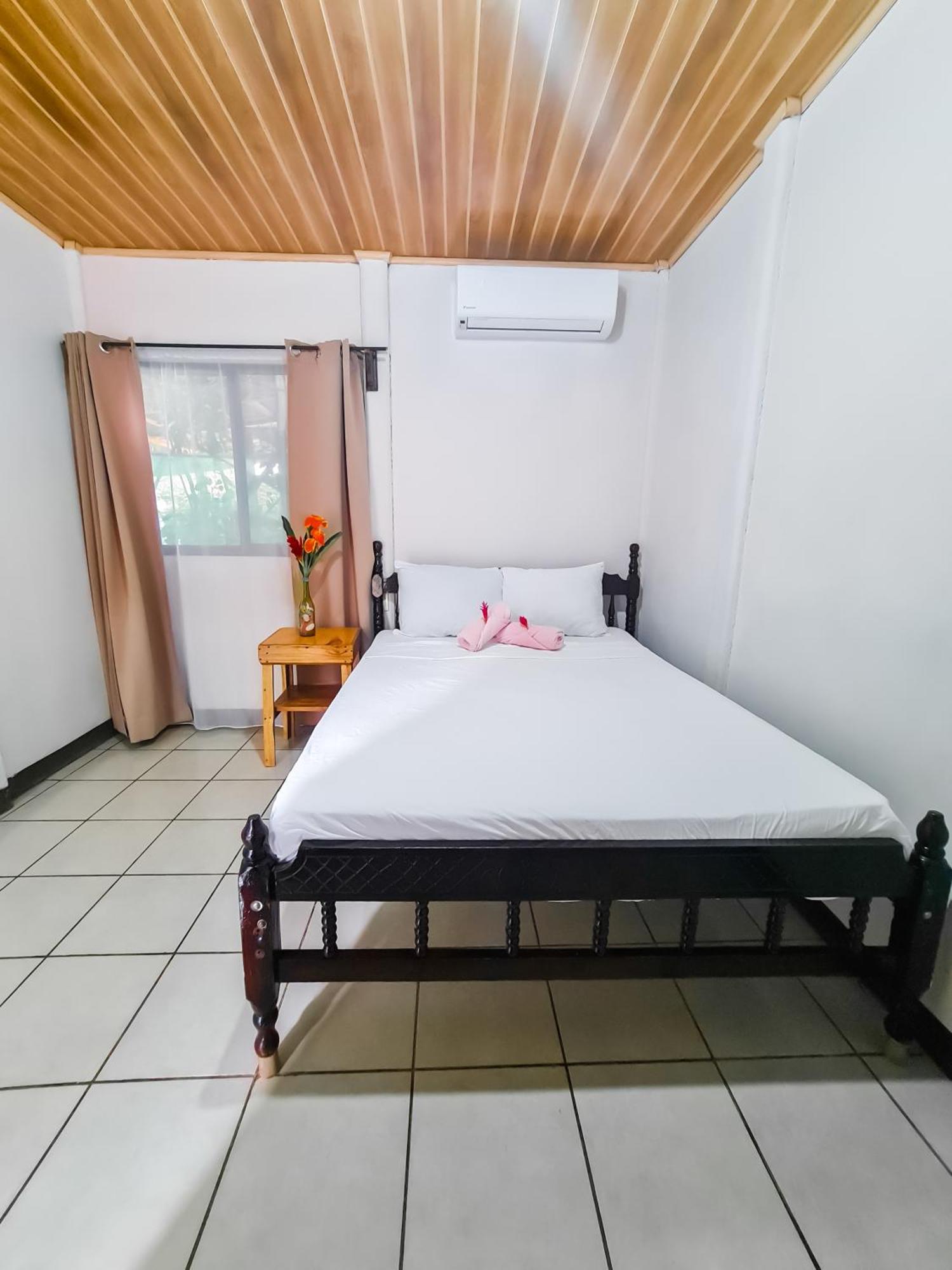 Hospedaje Combi Dream Bird Apartment Playas del Coco Ngoại thất bức ảnh